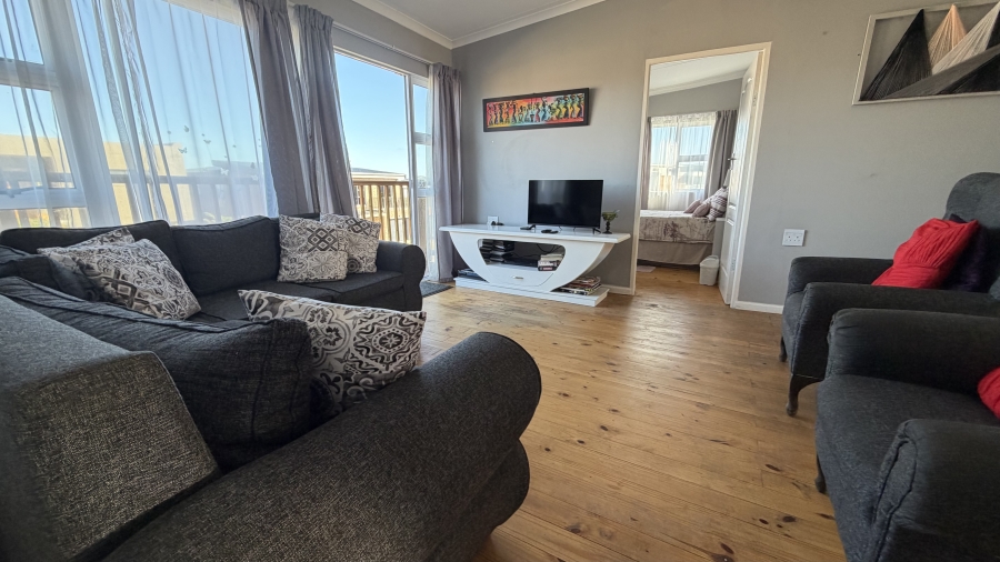 4 Bedroom Property for Sale in Kleinkrantz Western Cape